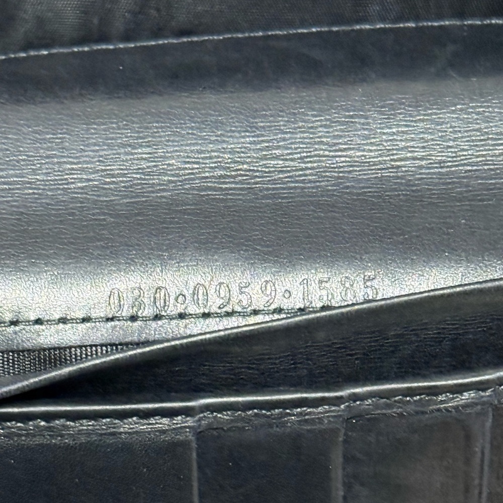 Gucci black leather bifold wallet - Picture 9 of 15